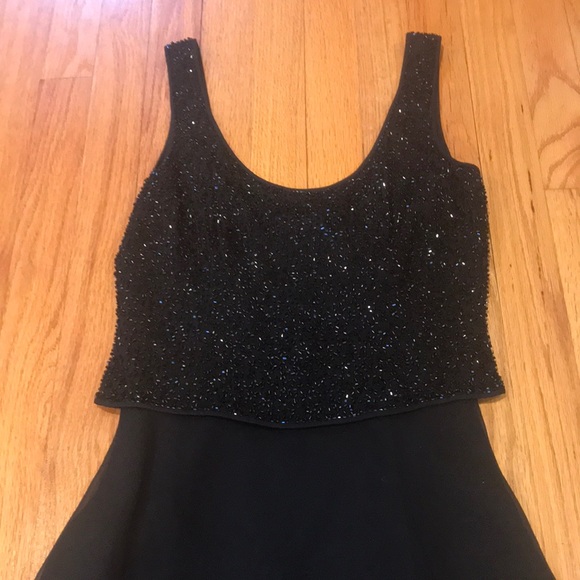 WORN ONCE !! GREAT PROM OR COCKTAIL DRESS AGELESS - Picture 5 of 8